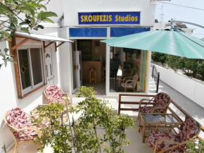 Отель Skoufezis Studios  Капдамене
